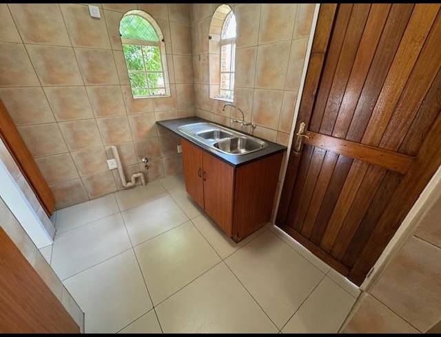 3 BEDROOM HOUSE FOR SALE IN GLEN ERASMIA